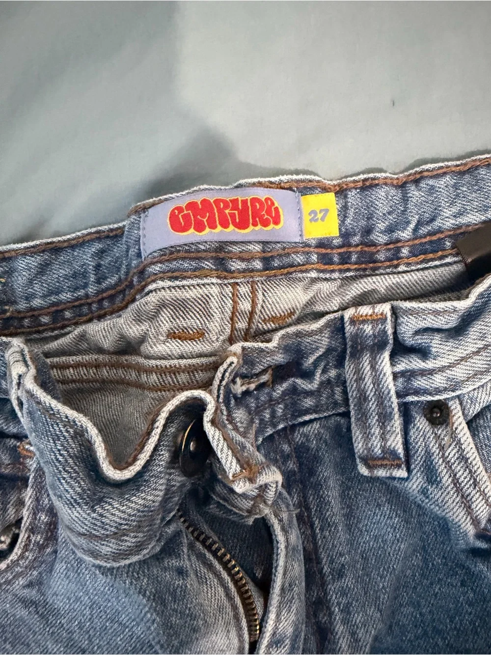 Empyre Light Wash Jeans - size 27